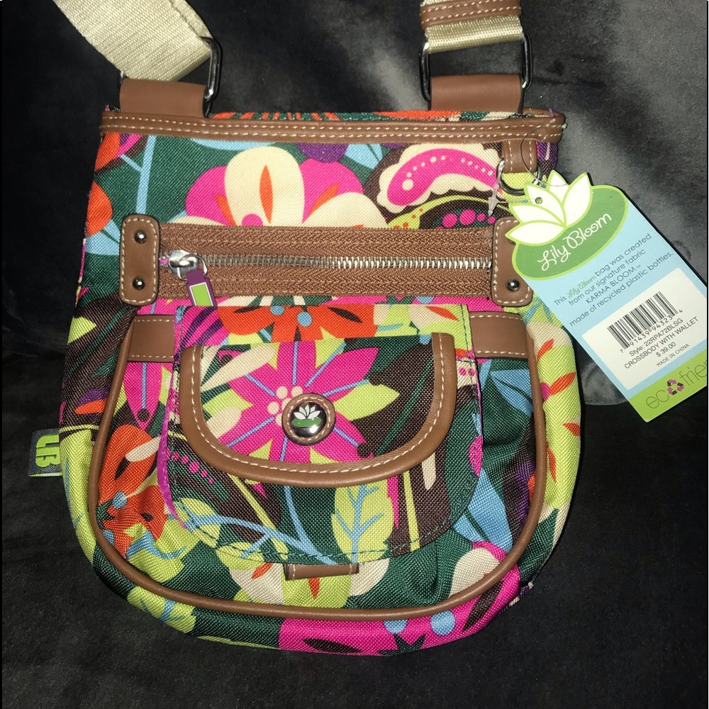 Crossbody bag with wallet